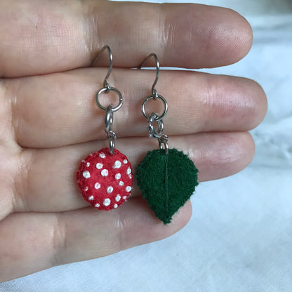 AMANITA MUSHROOM HAND EMBROIDERED FELT CHARM EARRINGS