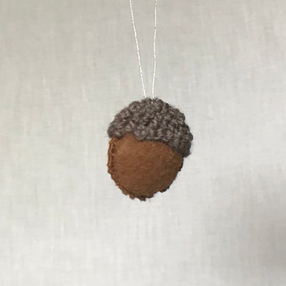 ACORN EMBROIDERED ORNAMENT HANGING