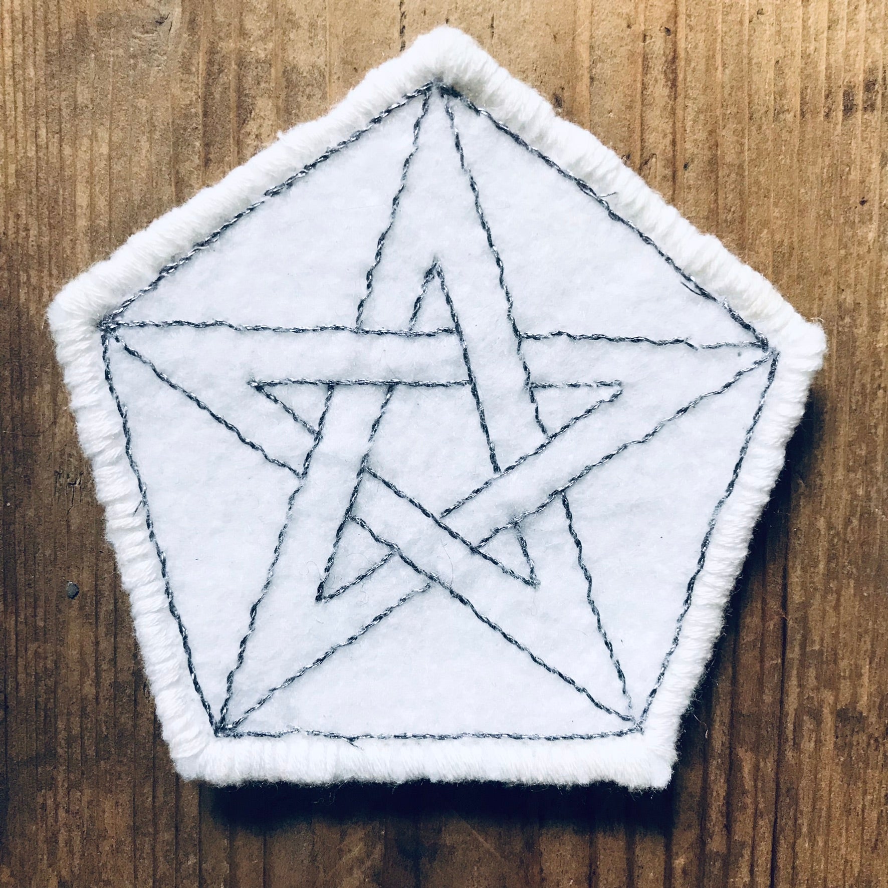 PENTACLE, WHITE FELT & PEWTER COLOUR METAL THREAD EMBROIDERED PROTECTION PATCHES, MINI TRAVEL CRYSTAL CHARGERS, ALTER PIECES