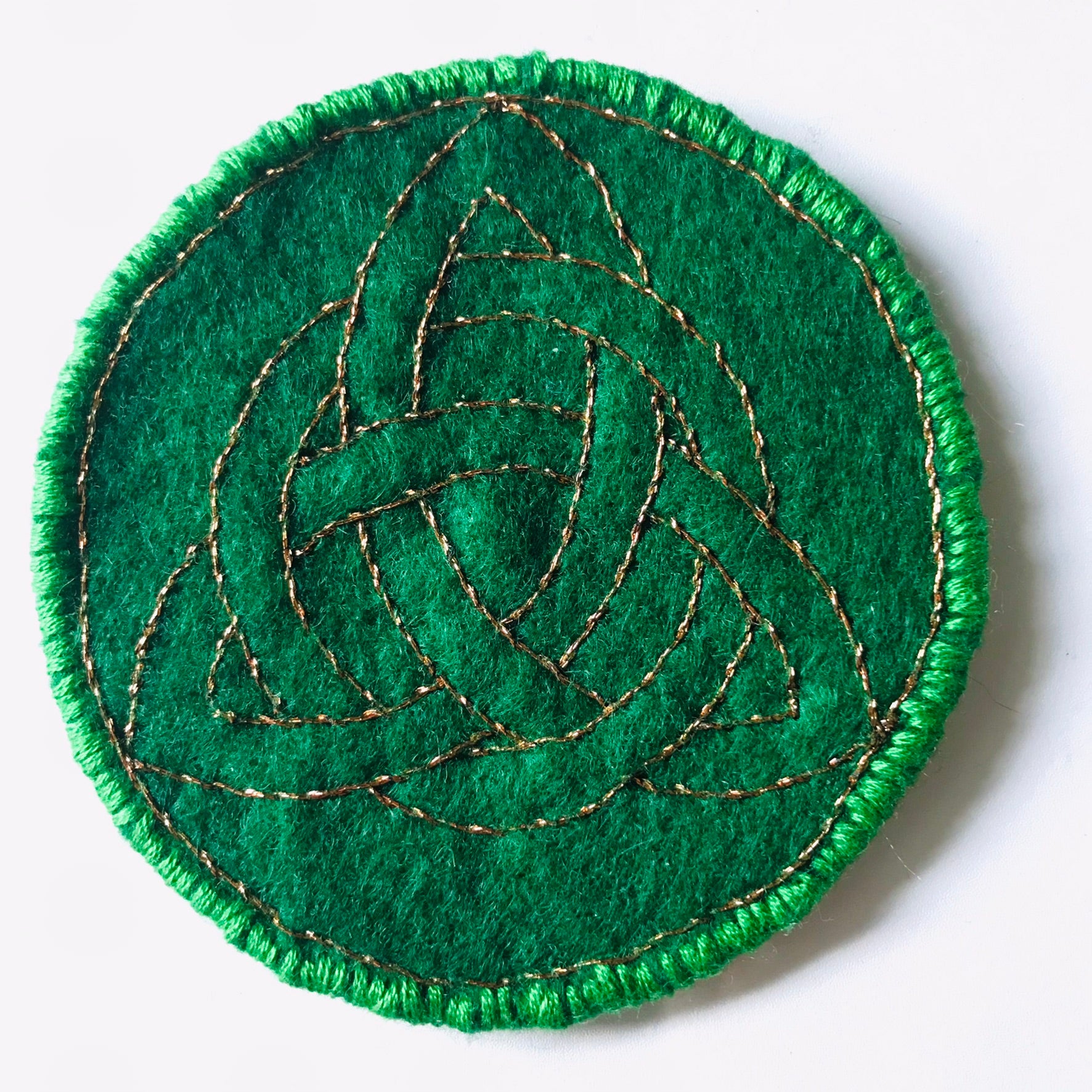 TRIQUETRA, GREEN FELT & COPPER METAL THREAD EMBROIDERED PROTECTION PATCHES, MINI TRAVEL CRYSTAL CHARGERS, ALTER PIECES